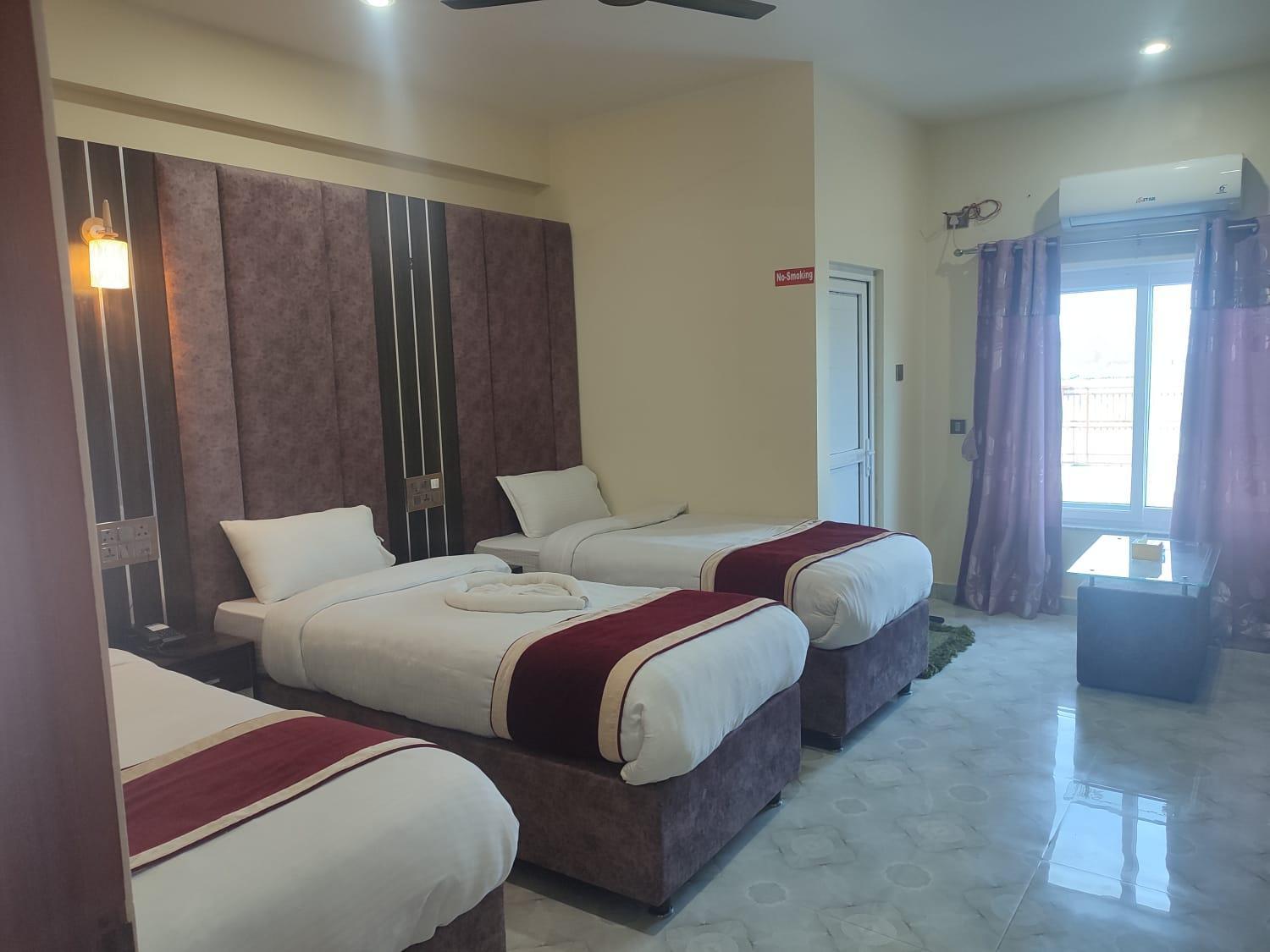 Hotel Hot Pot, Dhangadhi מראה חיצוני תמונה